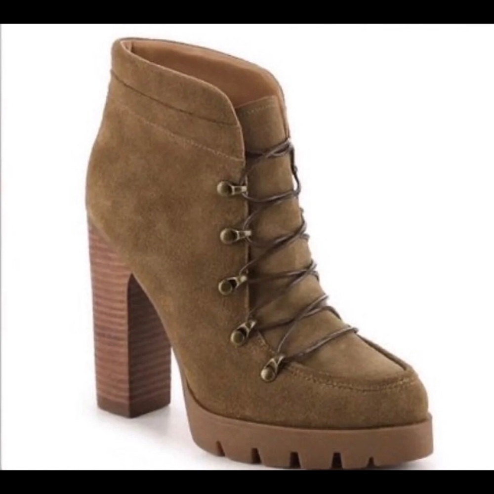 Chunky heel boots